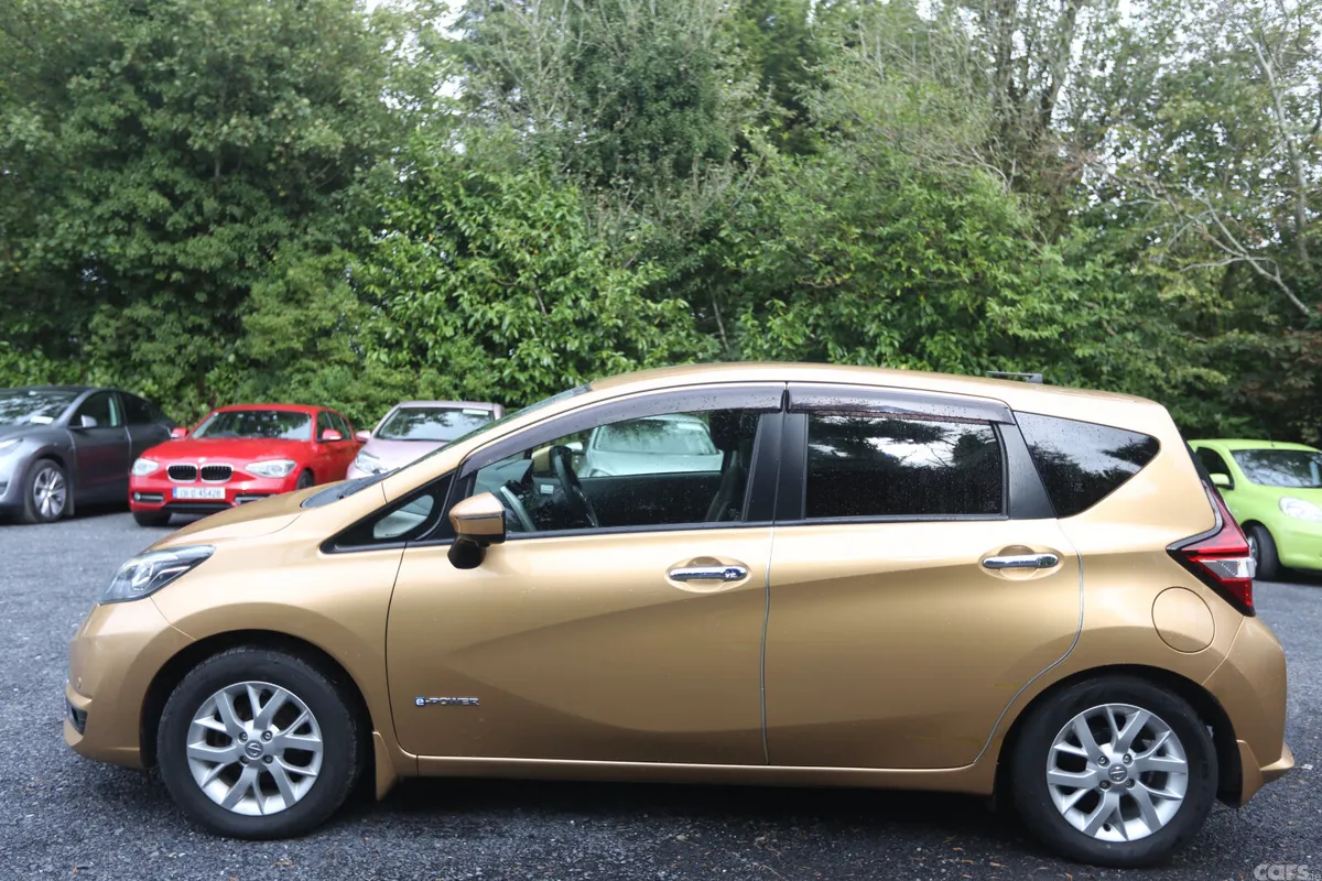 Nissan Note MPV, Petrol Hybrid, 2017, Gold