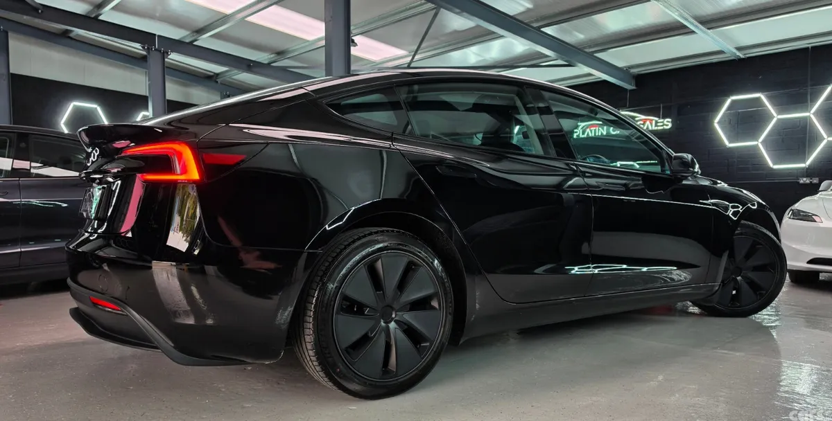 Tesla Model 3 Saloon, Electric, 2024, Black