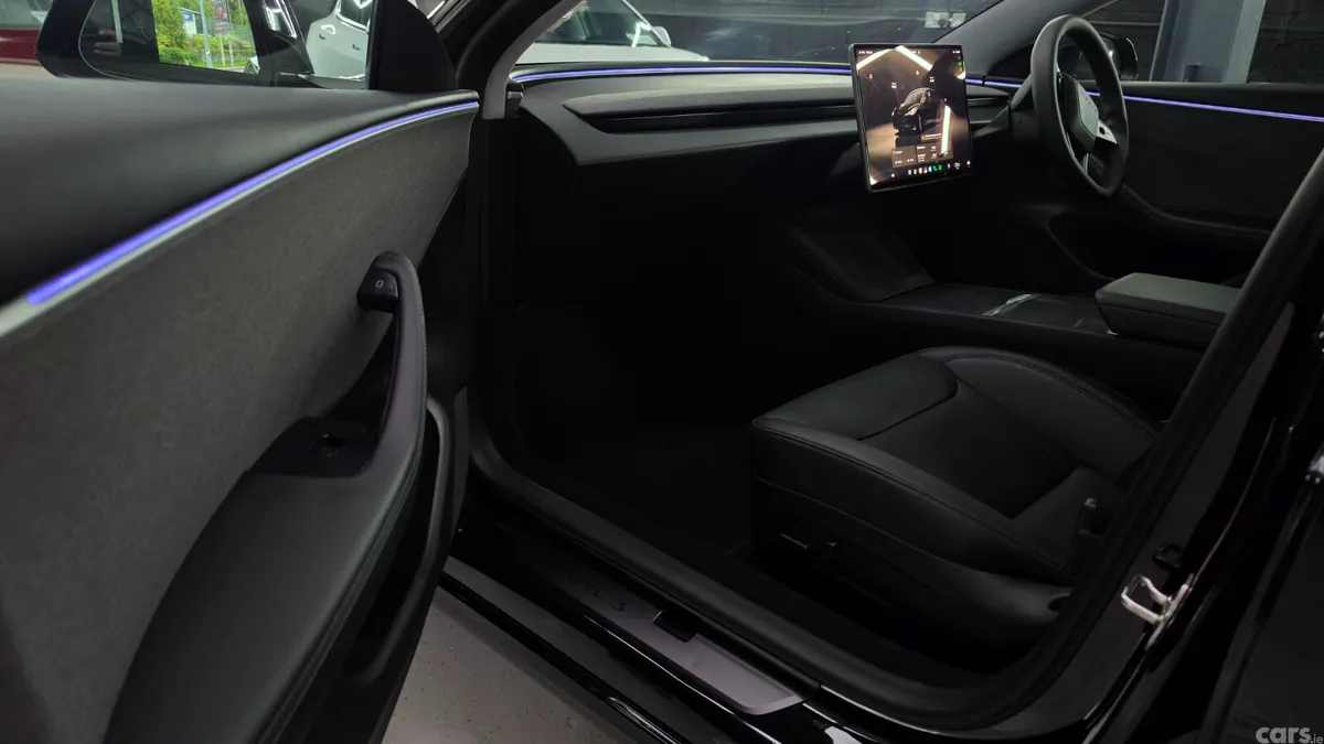 Tesla Model 3 Saloon, Electric, 2024, Black