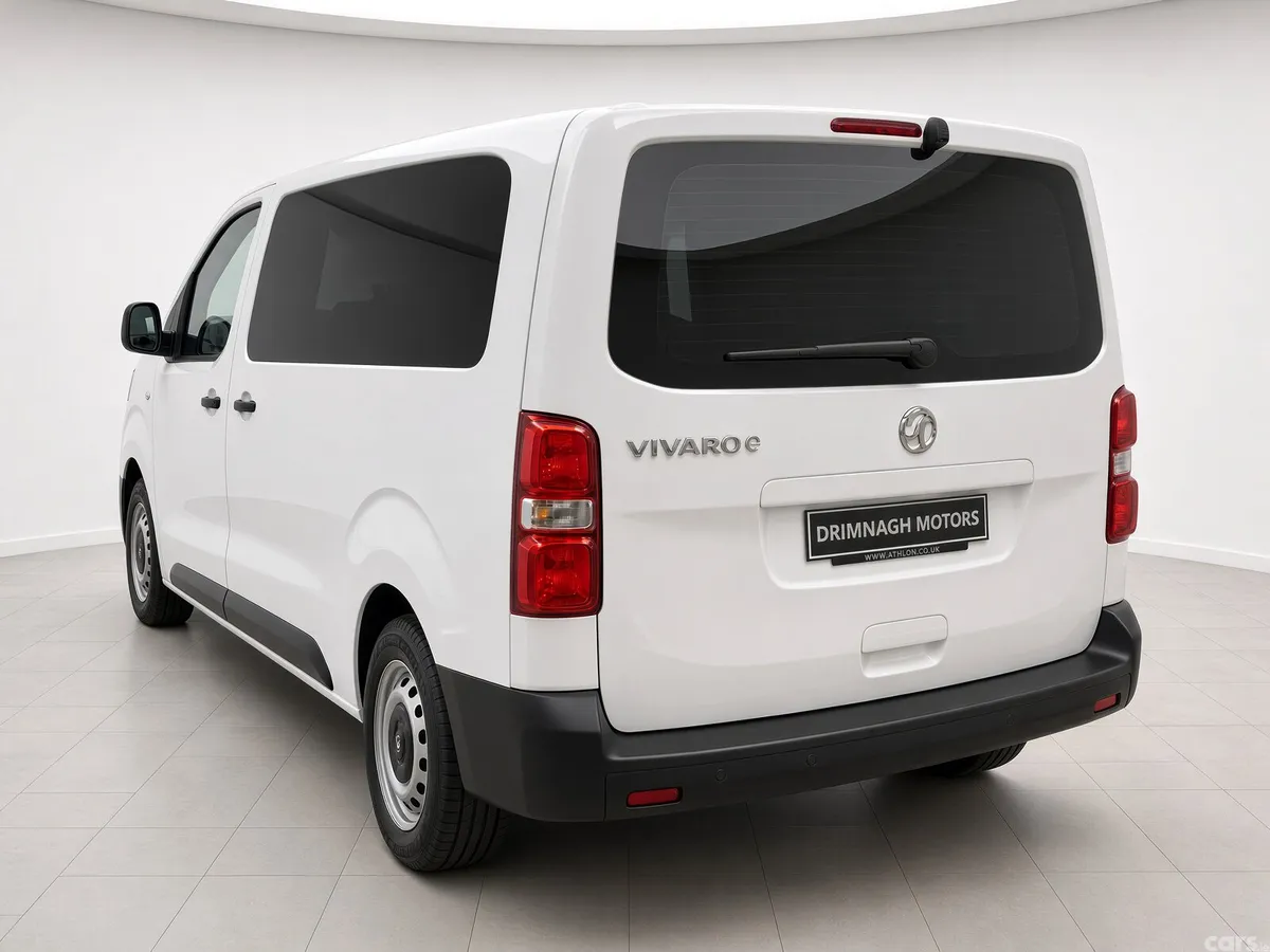 Vauxhall Vivaro MPV, Electric, 2023, White