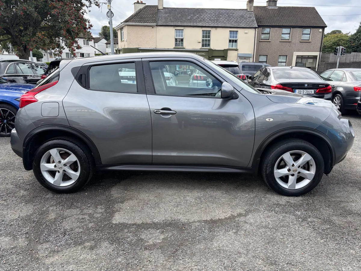 Nissan Juke SUV, Petrol, 2013, Grey