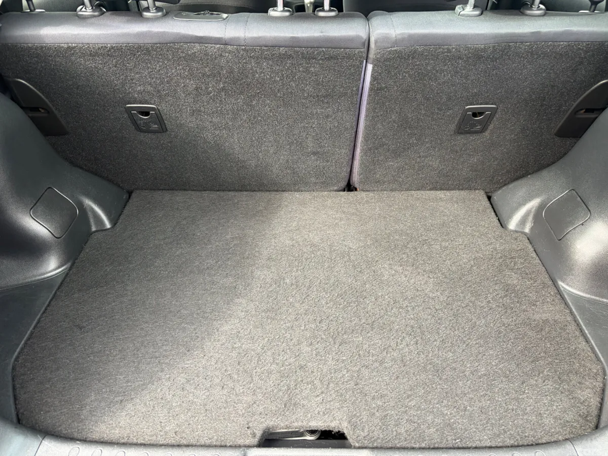 Nissan Juke SUV, Petrol, 2013, Grey