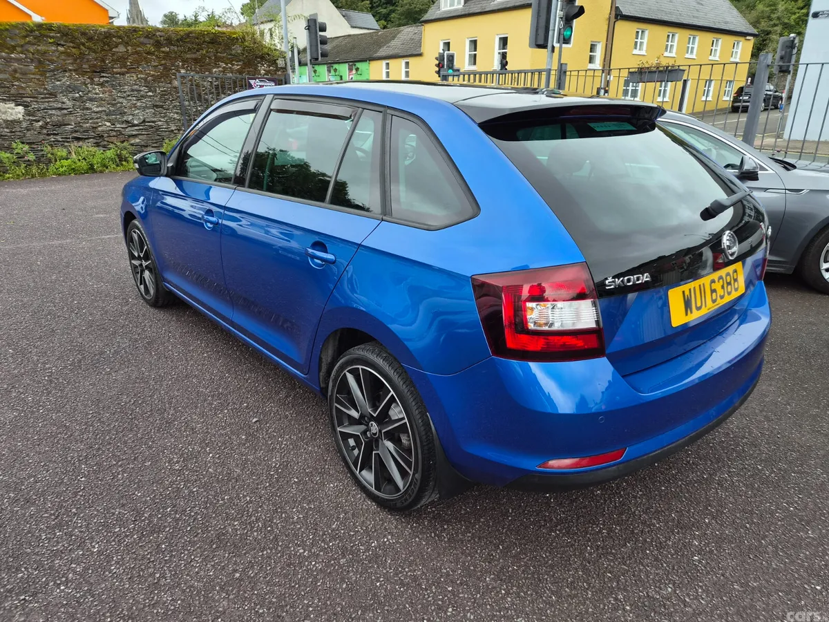 Skoda Rapid Hatchback, Petrol, 2018, Blue