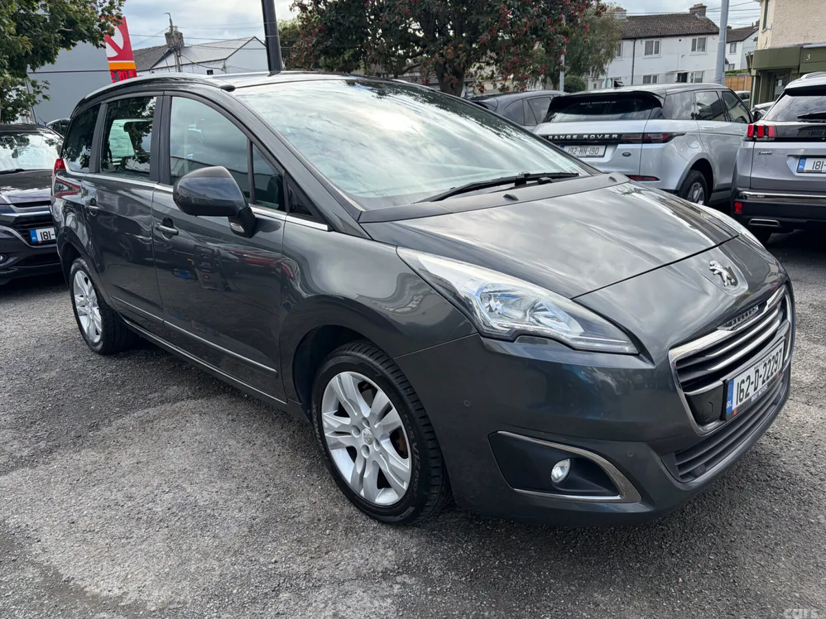 Peugeot 5008 MPV, Diesel, 2016, Grey