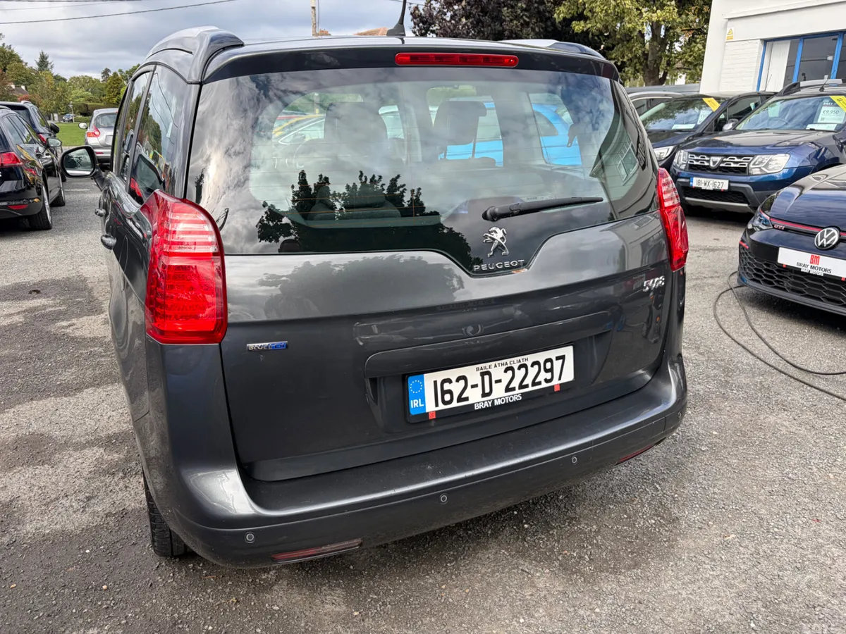 Peugeot 5008 MPV, Diesel, 2016, Grey