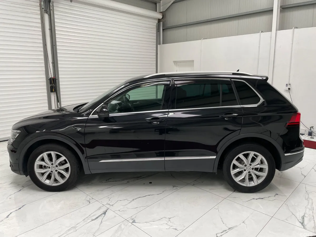 Volkswagen Tiguan Estate, Diesel, 2020, Black