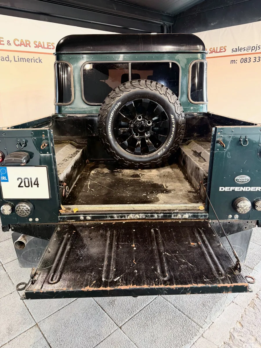 Land Rover Defender SUV, Diesel, 2014, Green
