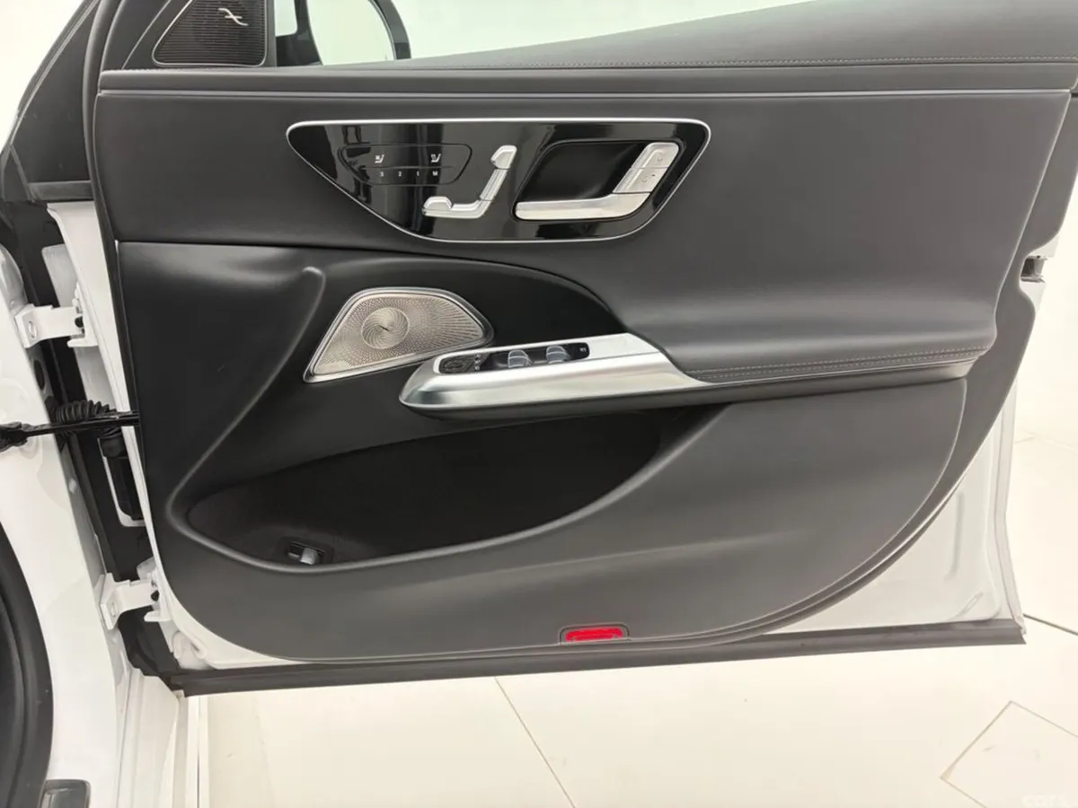 Mercedes-Benz E-Class Saloon, Petrol Plug-in Hybrid, 2025, White