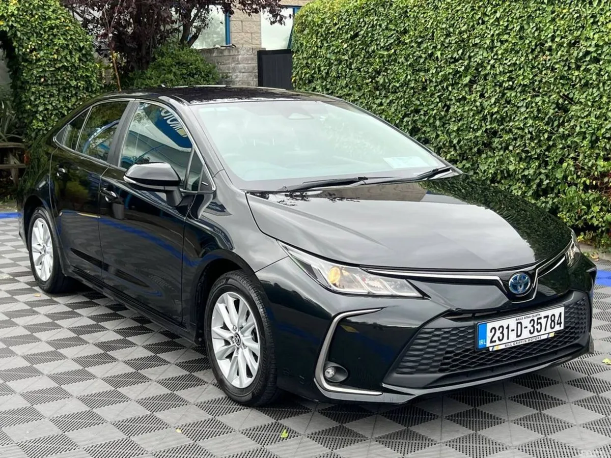 Toyota Corolla Saloon, Petrol Hybrid, 2023, Black