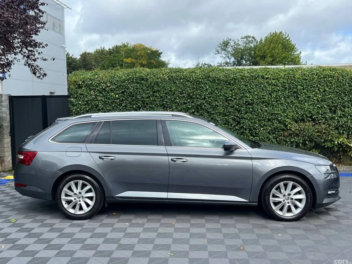 Skoda Superb Estate, Diesel, 2023, Grey