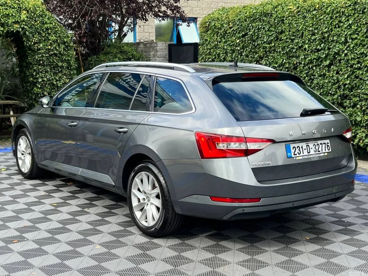 Skoda Superb Estate, Diesel, 2023, Grey