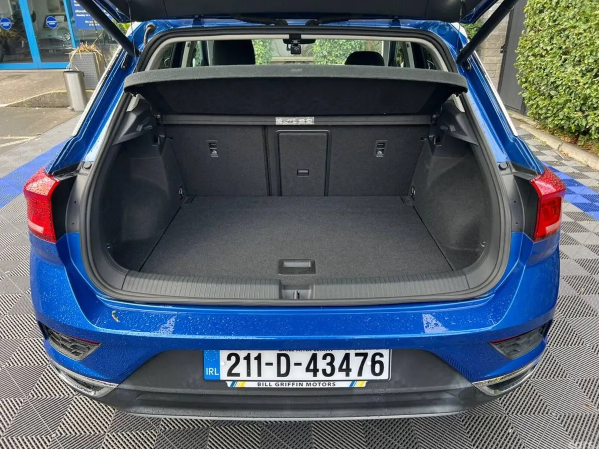 Volkswagen T-Roc SUV, Diesel, 2021, Blue