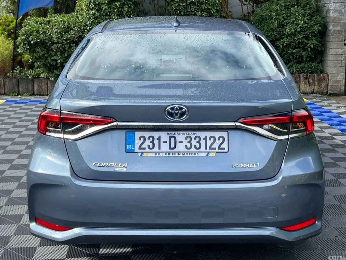 Toyota Corolla Saloon, Petrol Hybrid, 2023, Grey