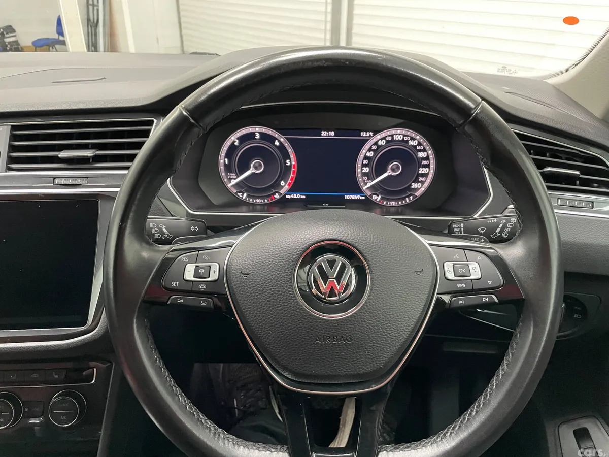 Volkswagen Tiguan Estate, Diesel, 2019, Black