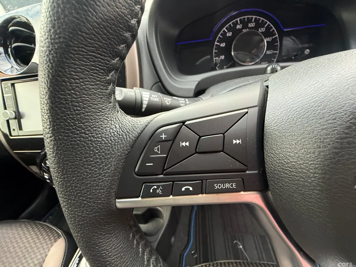 Nissan Note MPV, Petrol Hybrid, 2018, Red