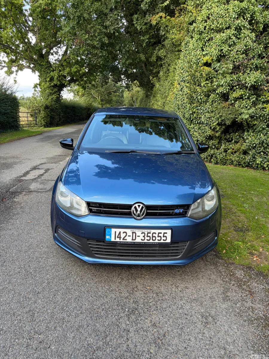 Volkswagen Polo Hatchback, Petrol, 2014, Blue