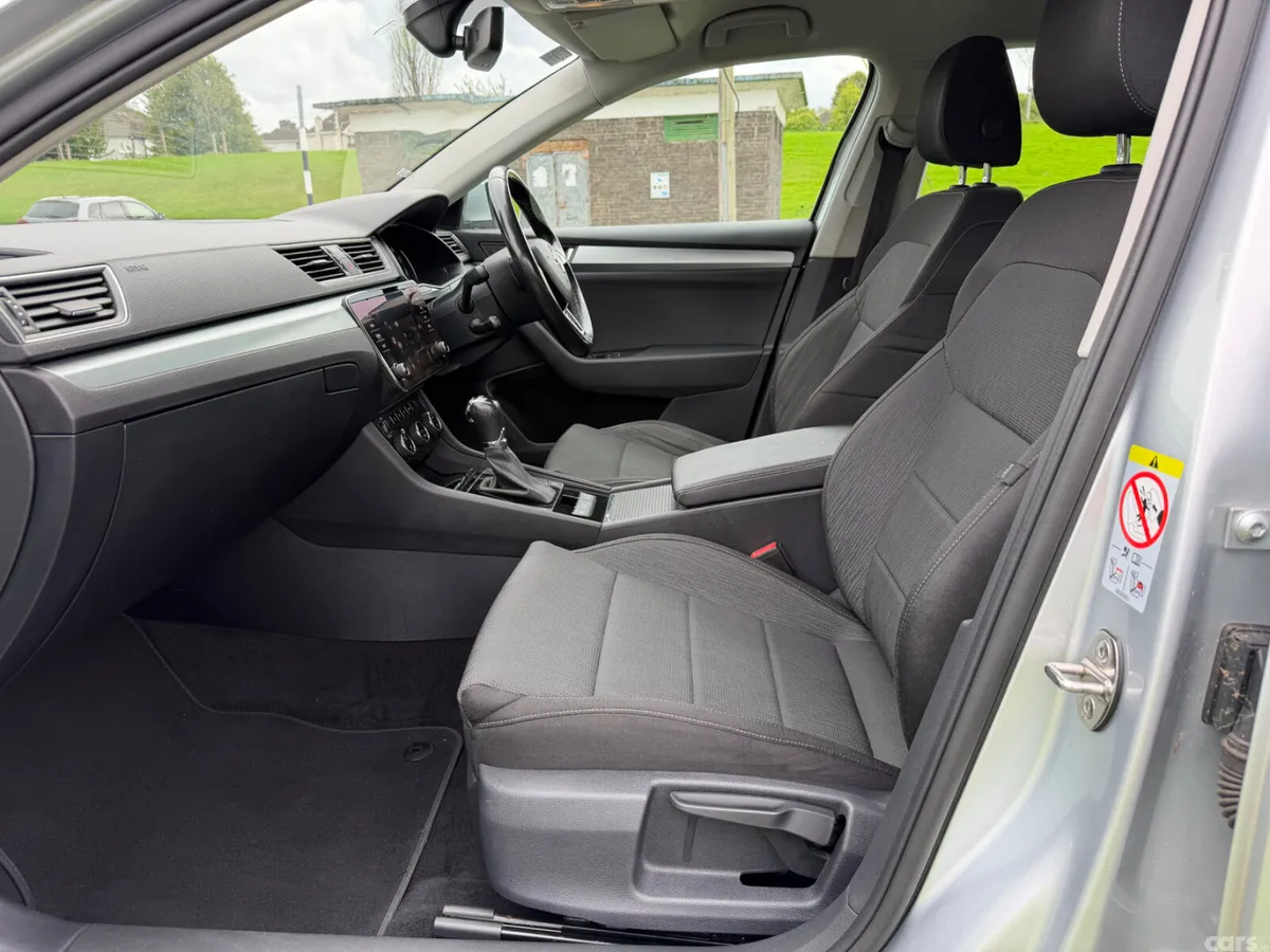 Skoda Superb Estate, Petrol, 2019, Silver