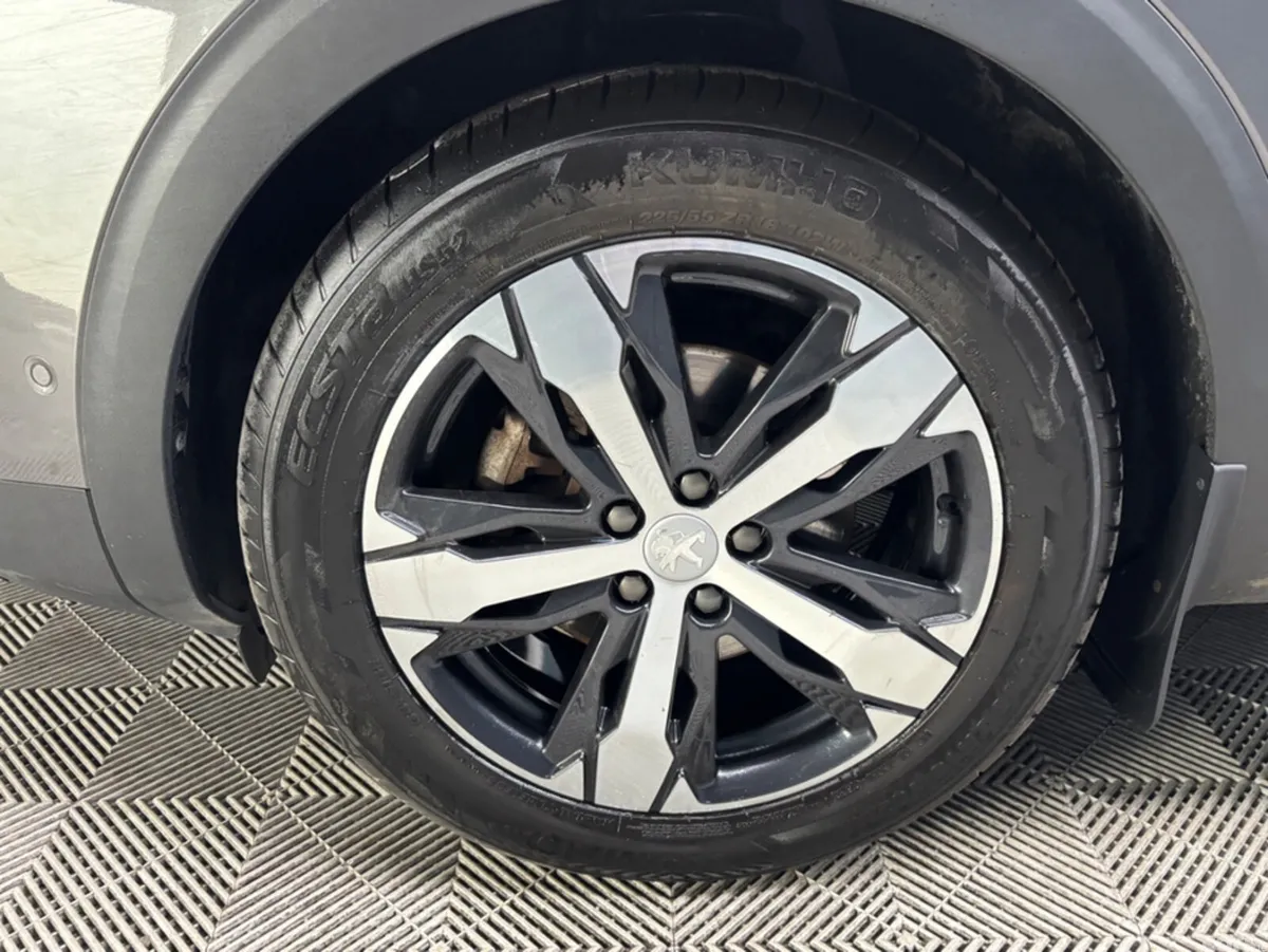 Peugeot 3008 MPV, Diesel, 2024, Grey