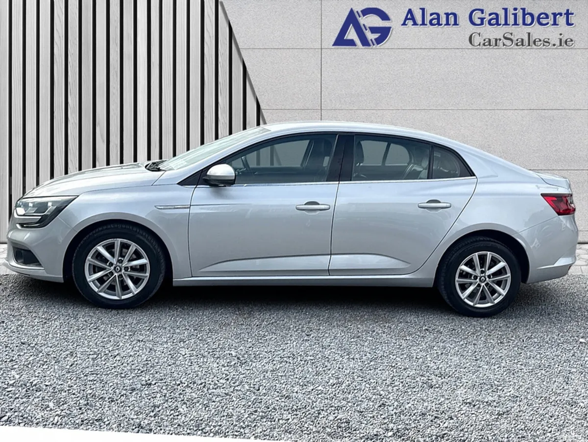 Renault Megane Saloon, Diesel, 2018, Grey