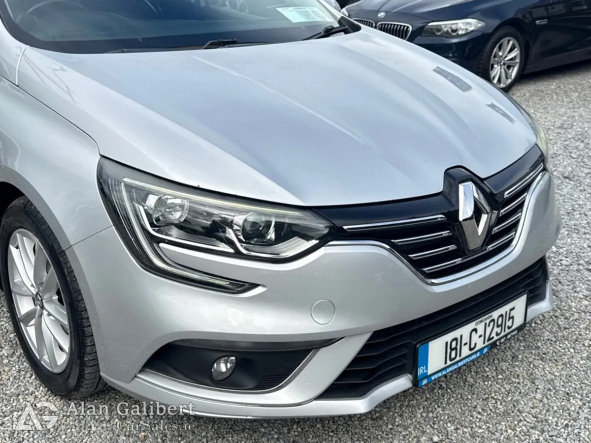 Renault Megane Saloon, Diesel, 2018, Grey