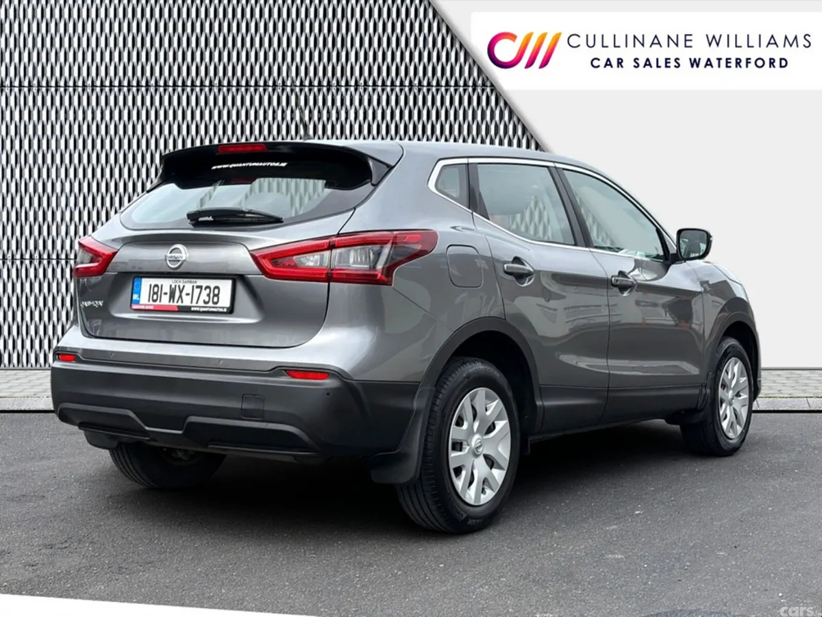 Nissan Qashqai SUV, Diesel, 2018, Grey