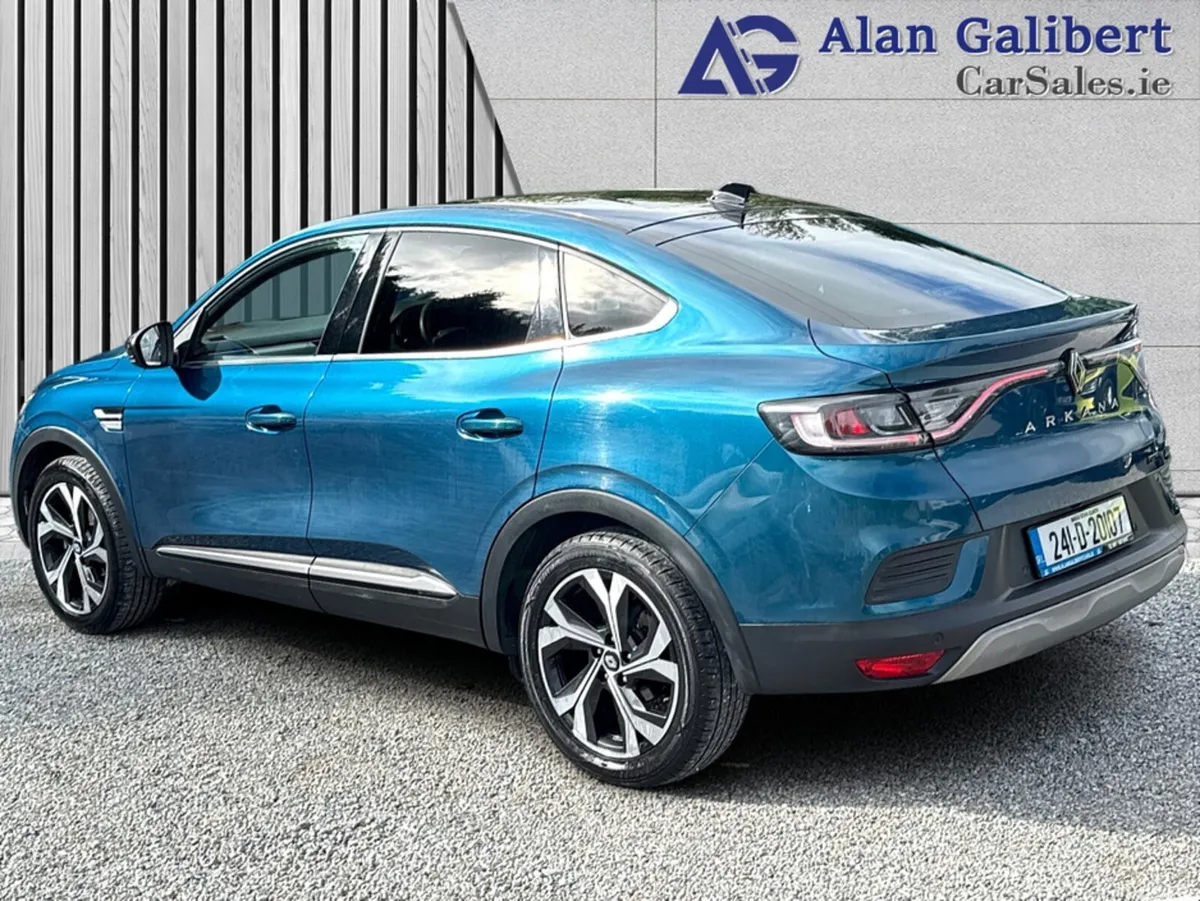 Renault Arkana Hatchback, Petrol, 2024, Blue