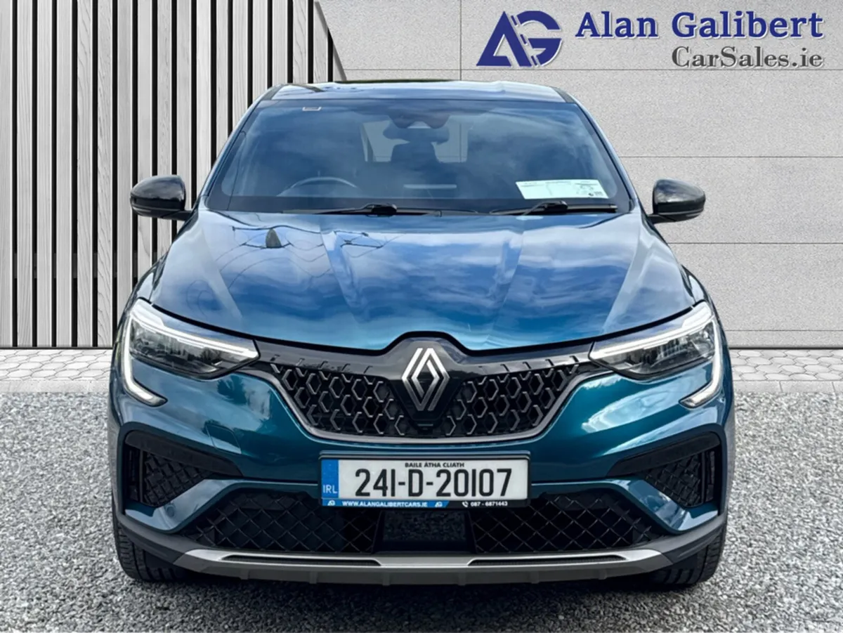 Renault Arkana Hatchback, Petrol, 2024, Blue