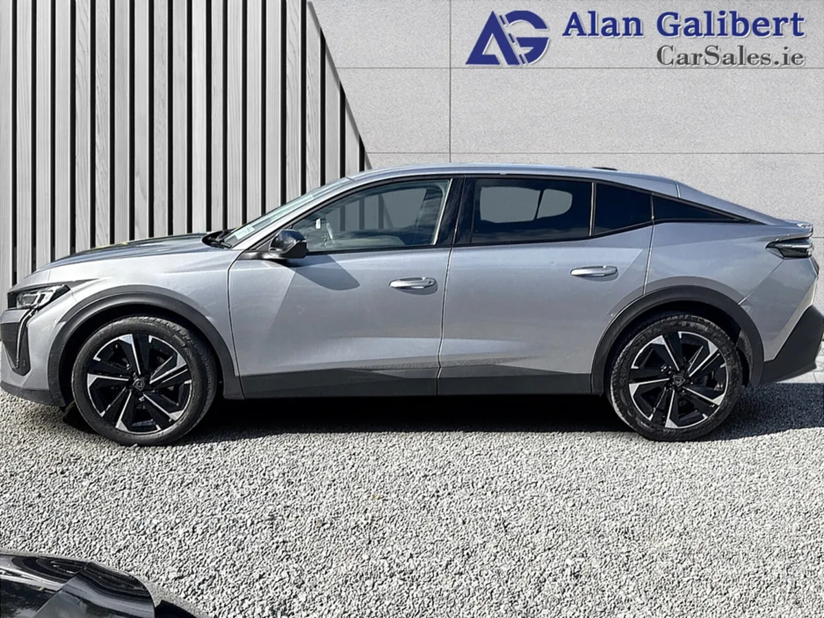 Peugeot 408 Hatchback, Petrol, 2024, Grey