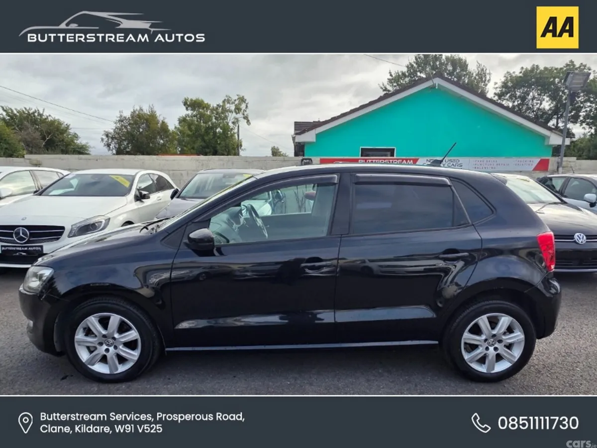 Volkswagen Polo Hatchback, Petrol, 2013, Black