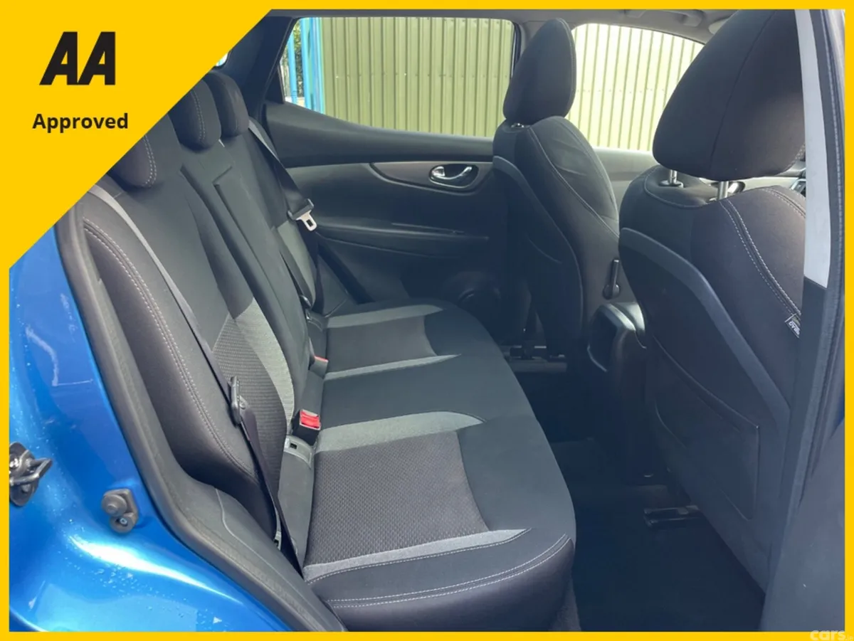 Nissan Qashqai SUV, Diesel, 2019, Blue