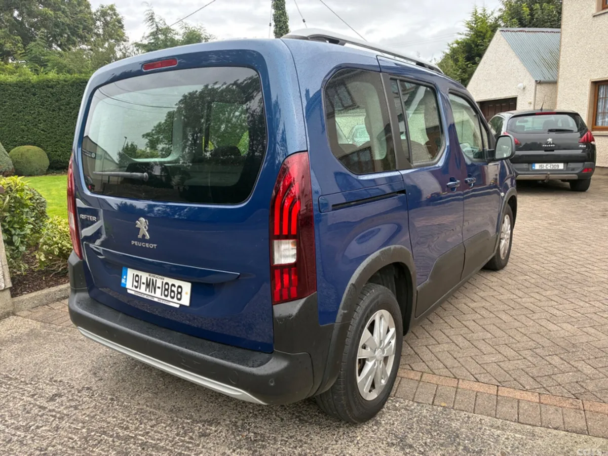 Peugeot Rifter MPV, Petrol, 2019, Blue