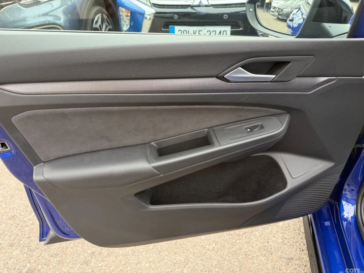Volkswagen Golf Hatchback, Petrol, 2025, Blue