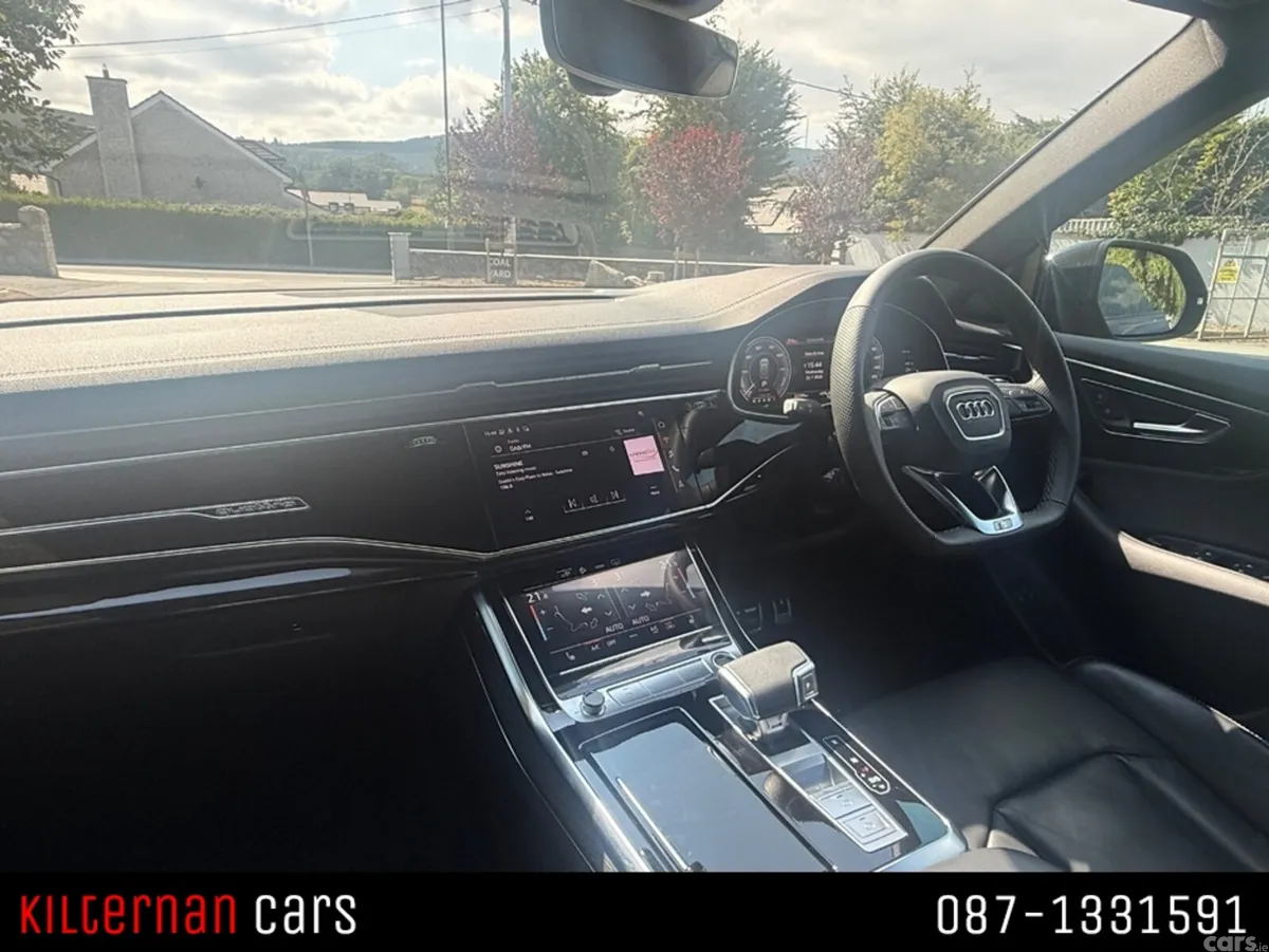 Audi Q8 SUV, Petrol Plug-in Hybrid, 2023, Black