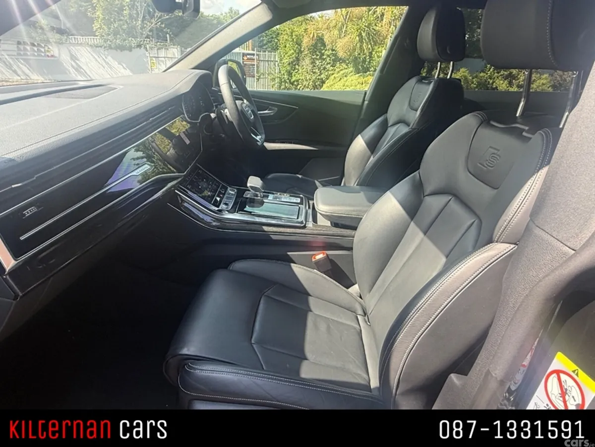 Audi Q8 SUV, Petrol Plug-in Hybrid, 2023, Black