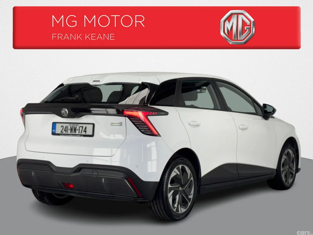 MG 4 Hatchback, Electric, 2024, White