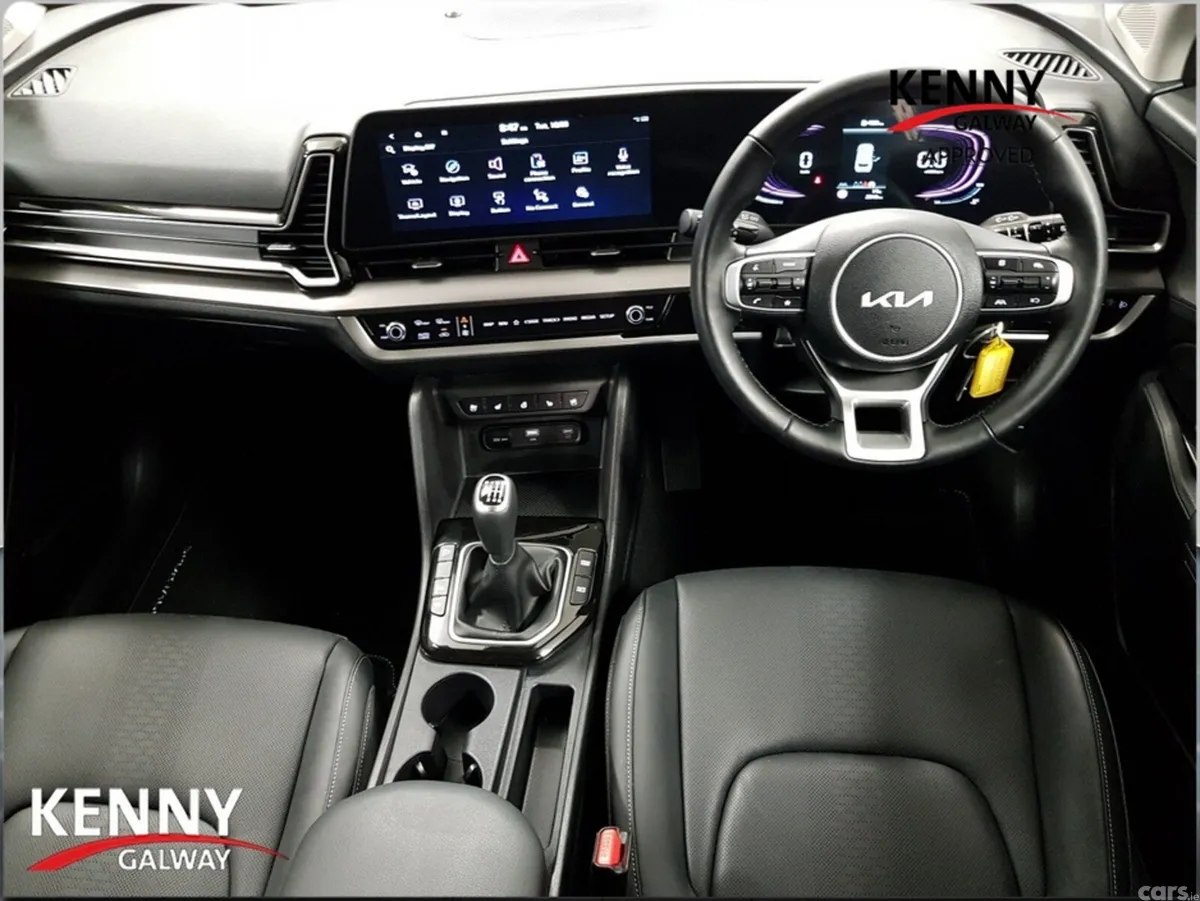 Kia Sportage MPV, Diesel, 2024, Grey