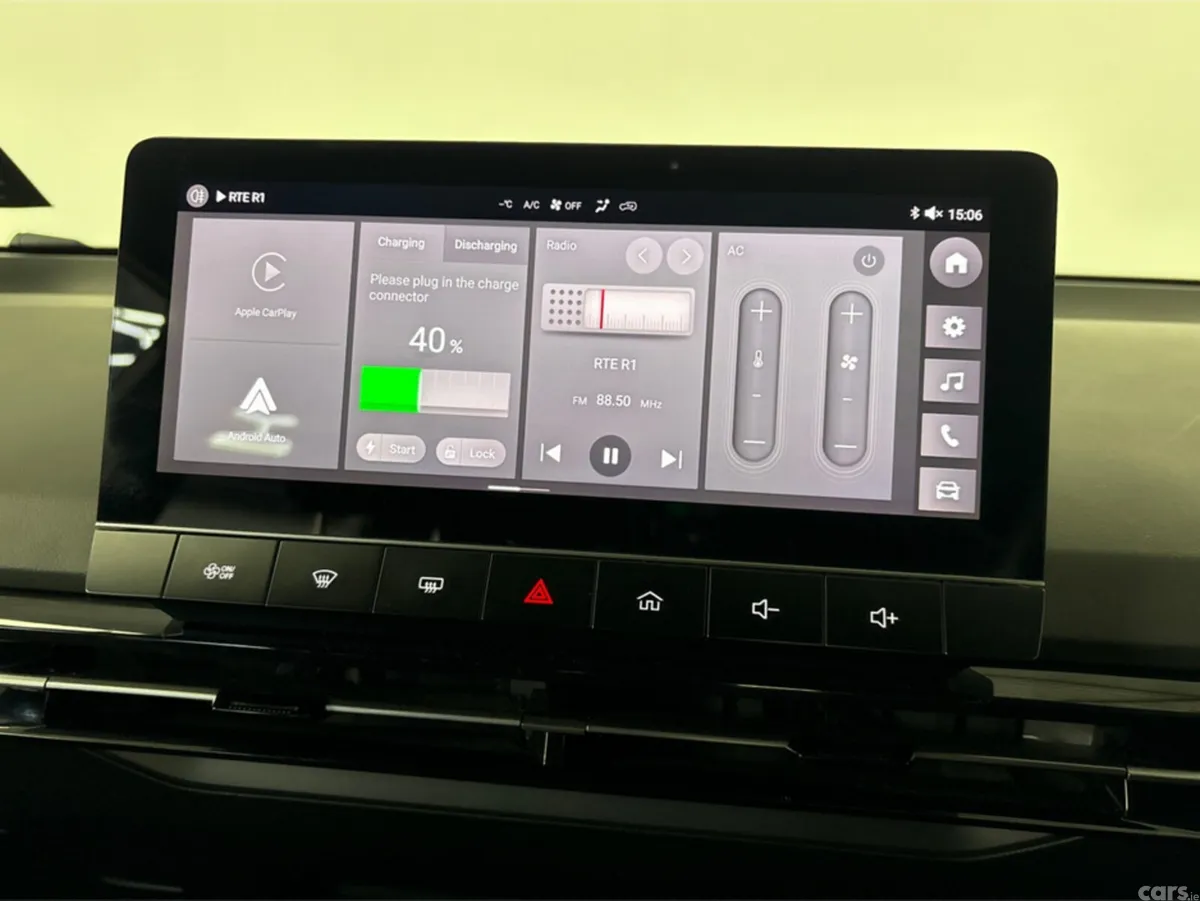 MG 4 Hatchback, Electric, 2024, White