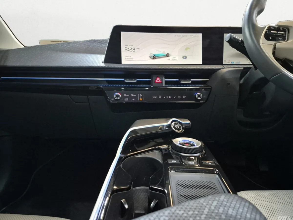 Kia EV6 MPV, Electric, 2023, Blue
