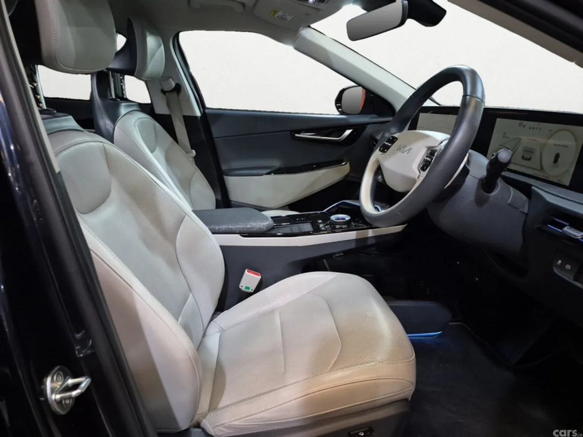 Kia EV6 MPV, Electric, 2023, Blue