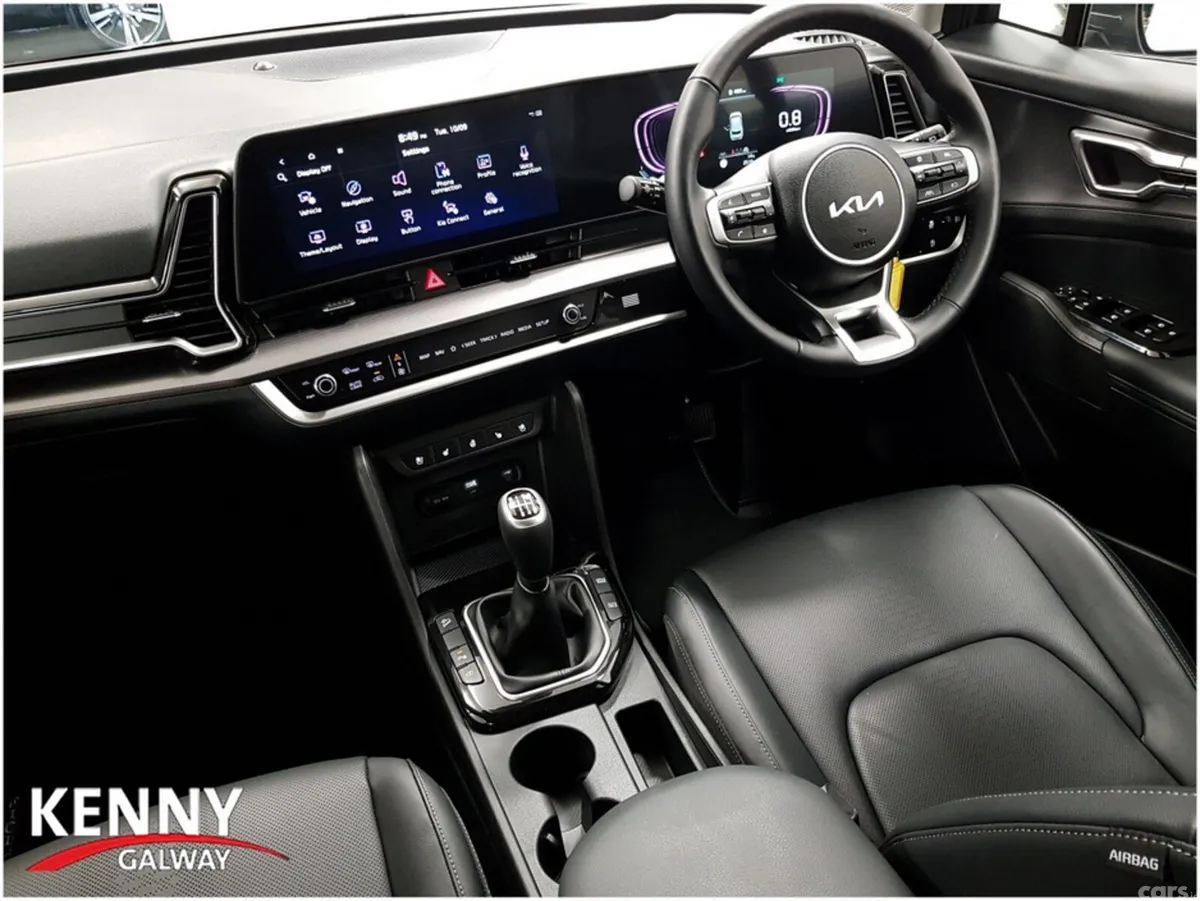 Kia Sportage MPV, Diesel, 2024, Grey