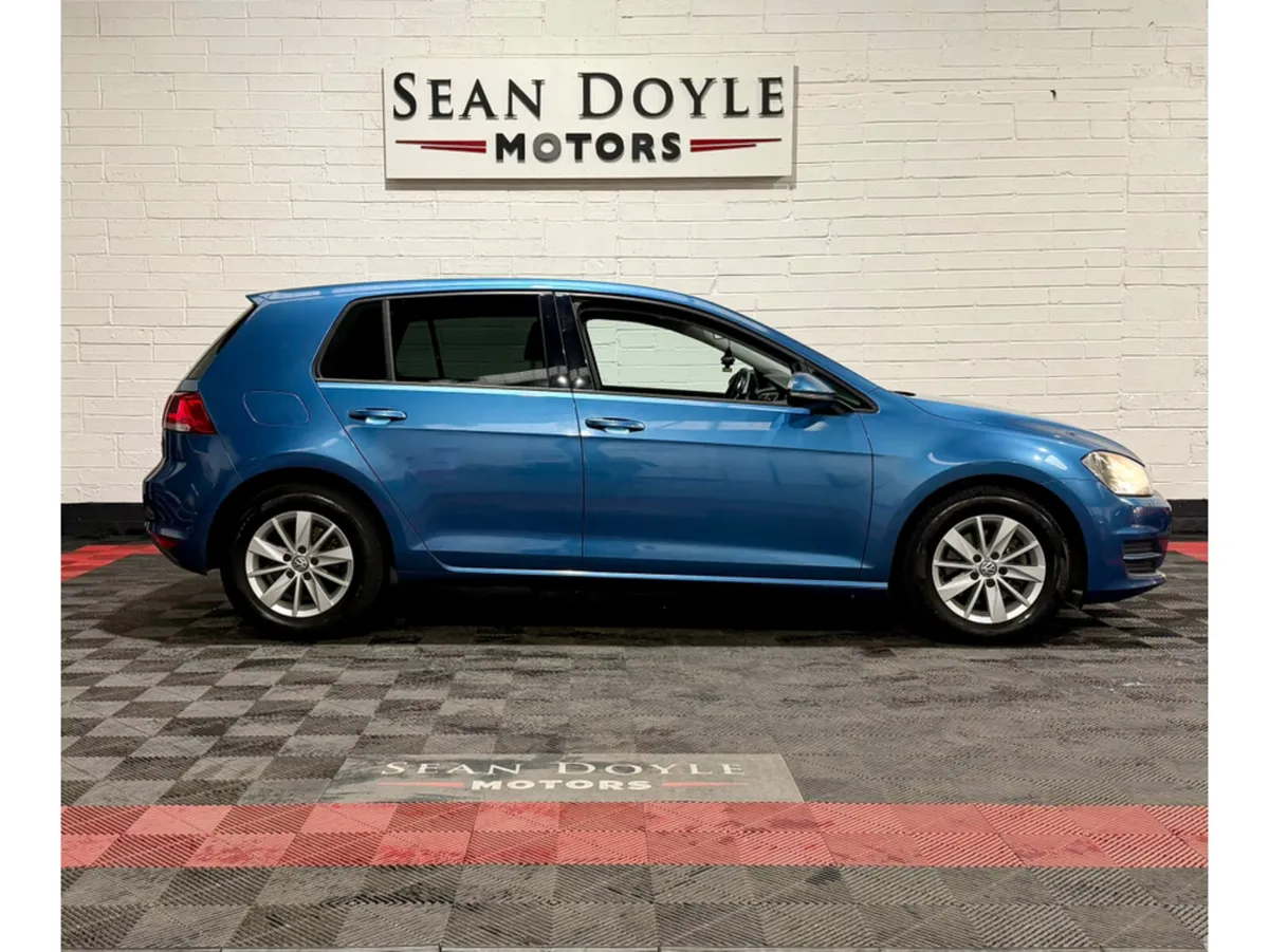 Volkswagen Golf Hatchback, Petrol, 2014, Blue
