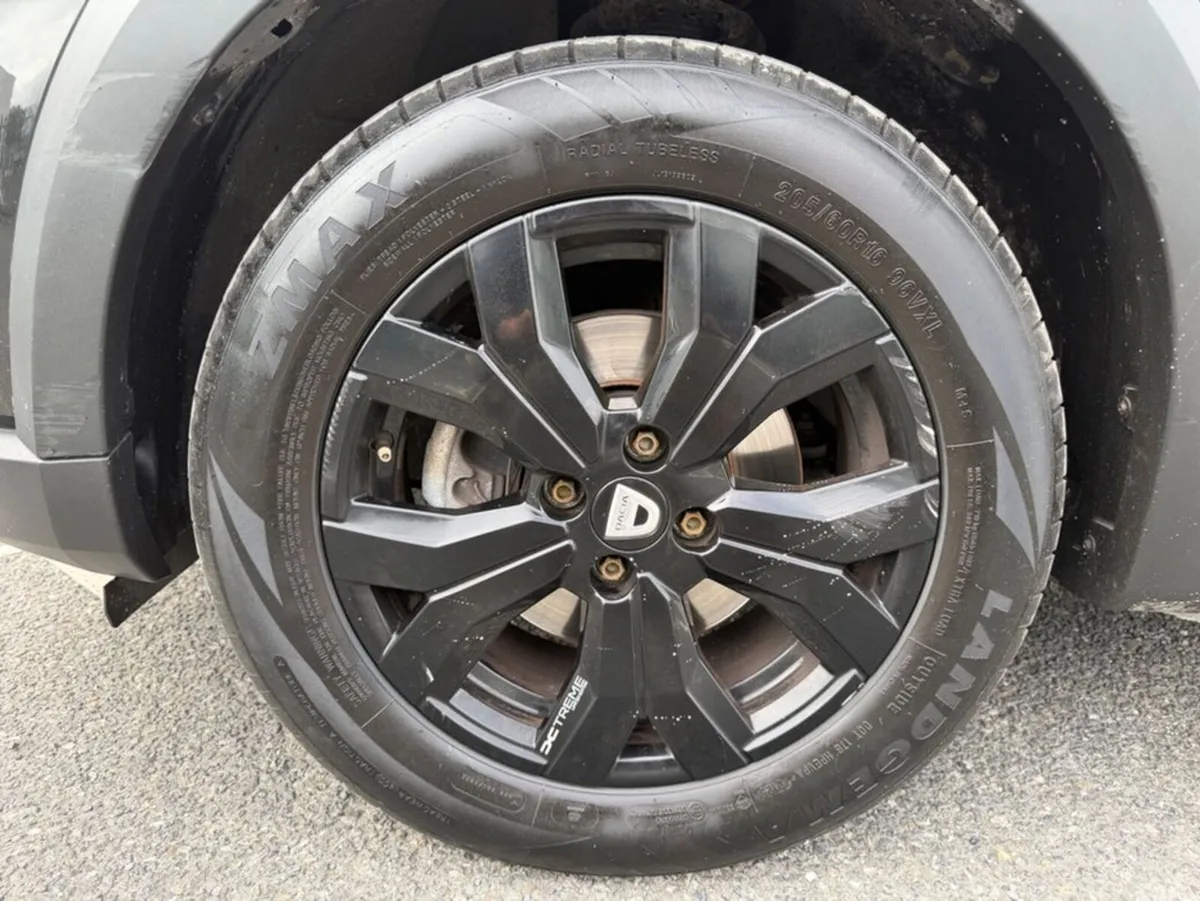 Dacia Jogger Estate, Petrol, 2023, Black