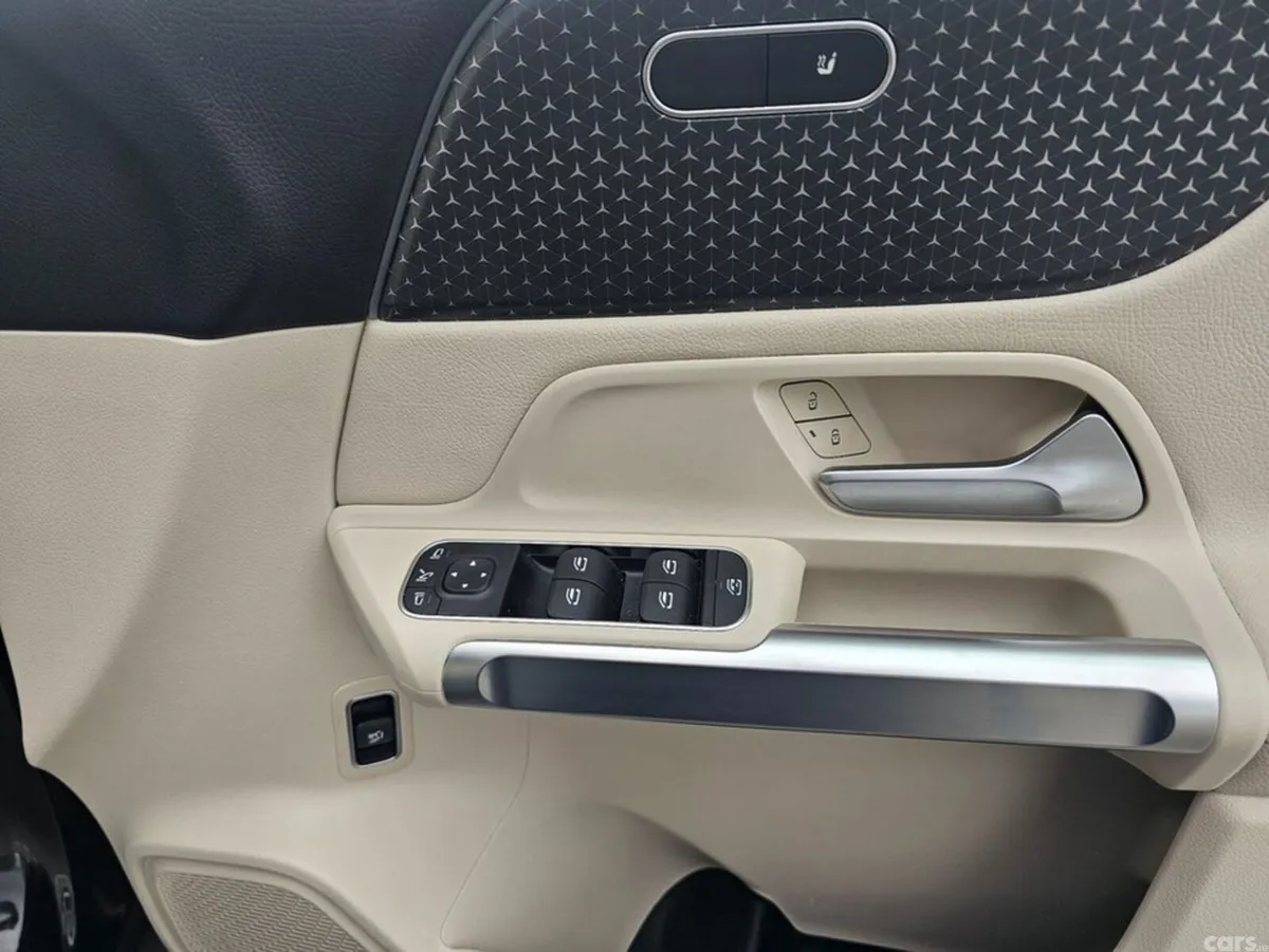Mercedes-Benz GLB Estate, Diesel, 2025, Black