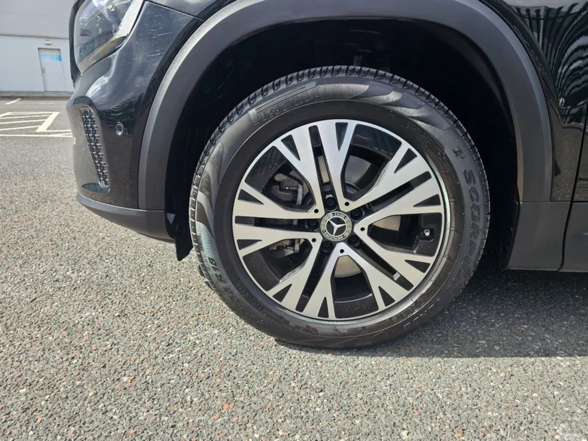 Mercedes-Benz GLB Estate, Diesel, 2025, Black
