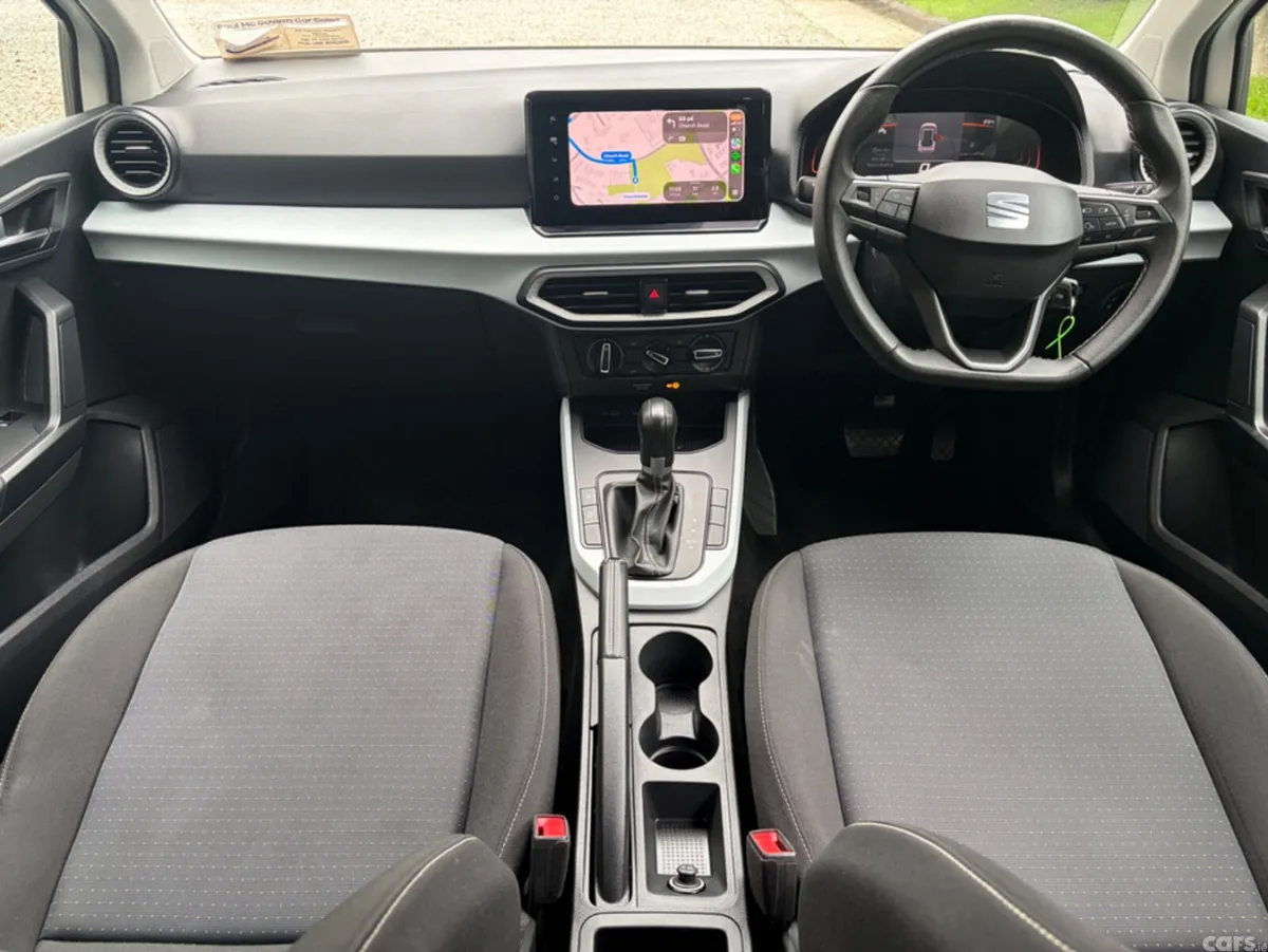 SEAT Arona Hatchback, Petrol, 2023, White