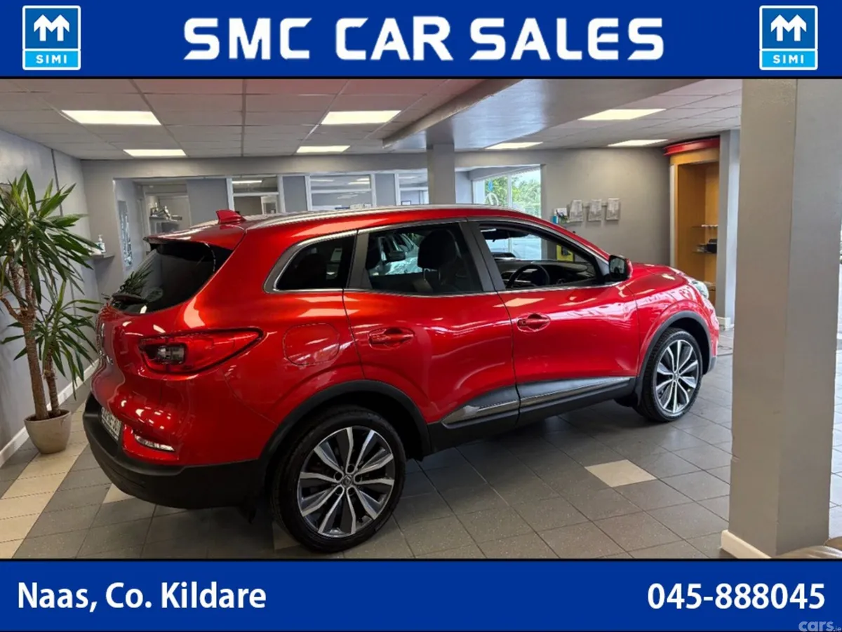 Renault Kadjar SUV, Petrol, 2020, Red