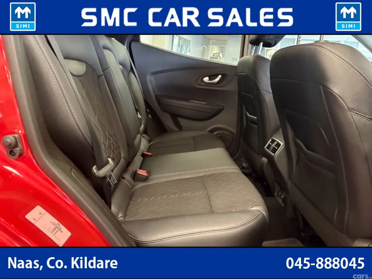 Renault Kadjar SUV, Petrol, 2020, Red