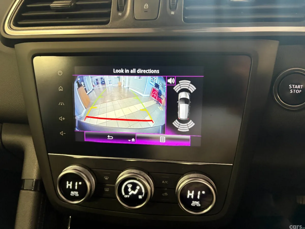 Renault Kadjar SUV, Petrol, 2020, Red