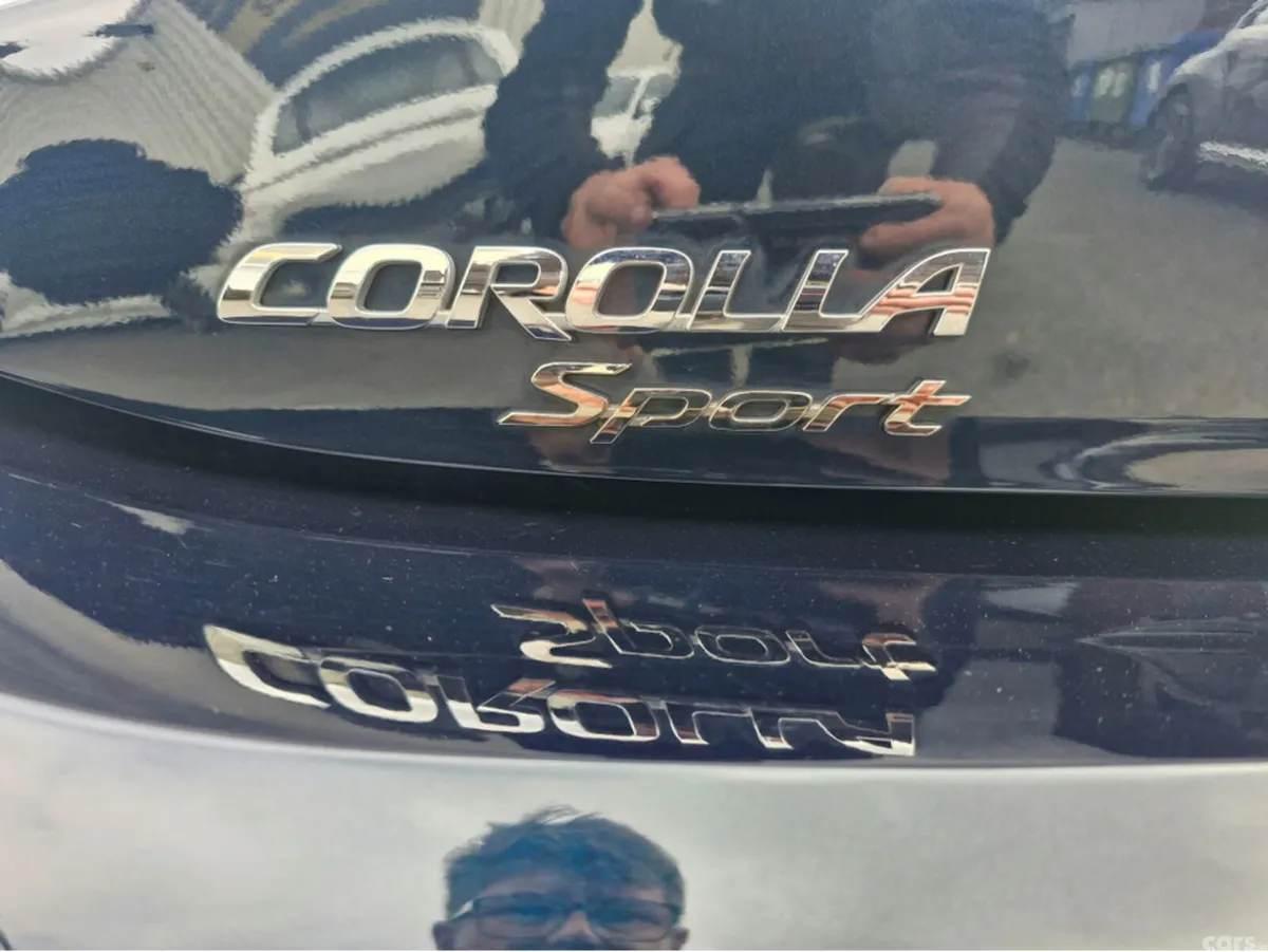 Toyota Corolla Hatchback, Petrol Hybrid, 2020, Blue