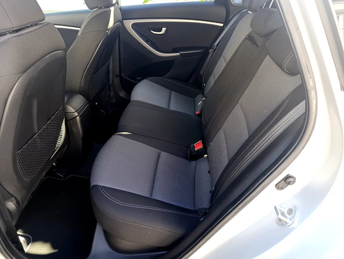 Hyundai i30 Hatchback, Diesel, 2016, Silver